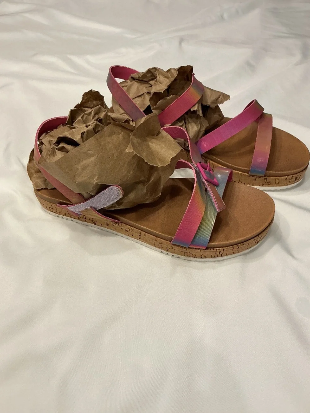 MIA’S KIDS Rainbow Sandals  Girls (size:6)